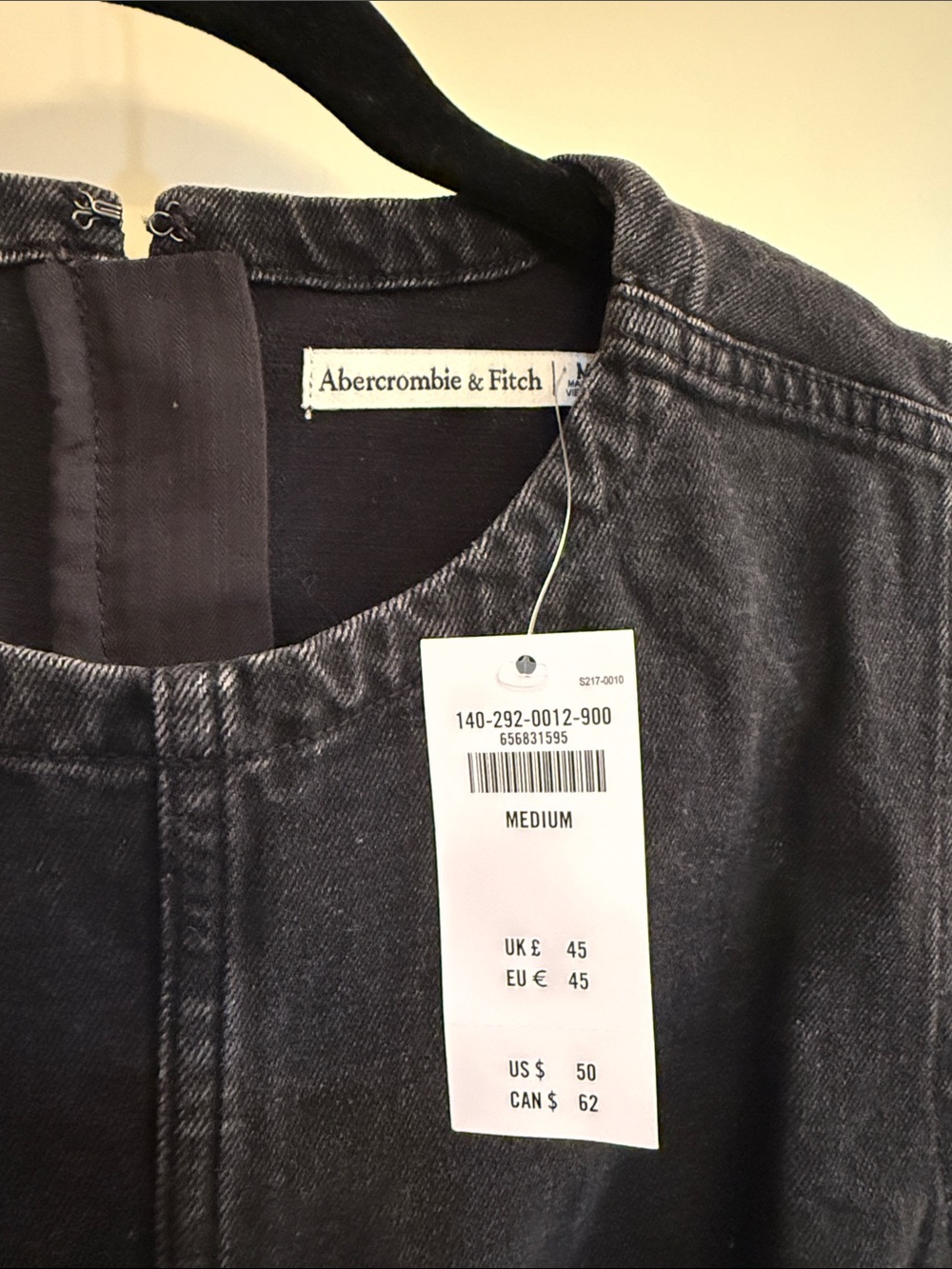 Abercrombie & Fitch Black Denim Sleeveless Tank Top - Picture 3 of 3